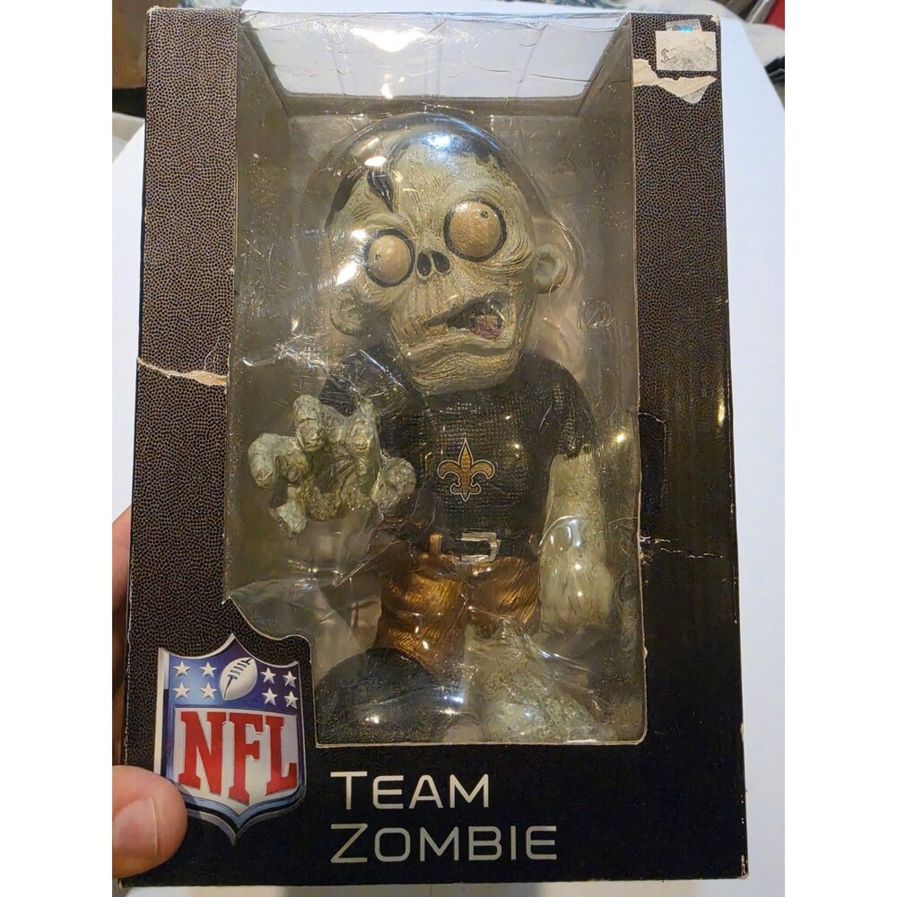Forever Collectibles New Orleans Saints NFL Zombie Resin Figure Black Gold 9"